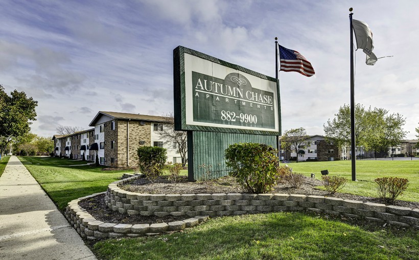 CBRE Brokers Trade of Hoffman Estates Apartment Complex - Connect CRE