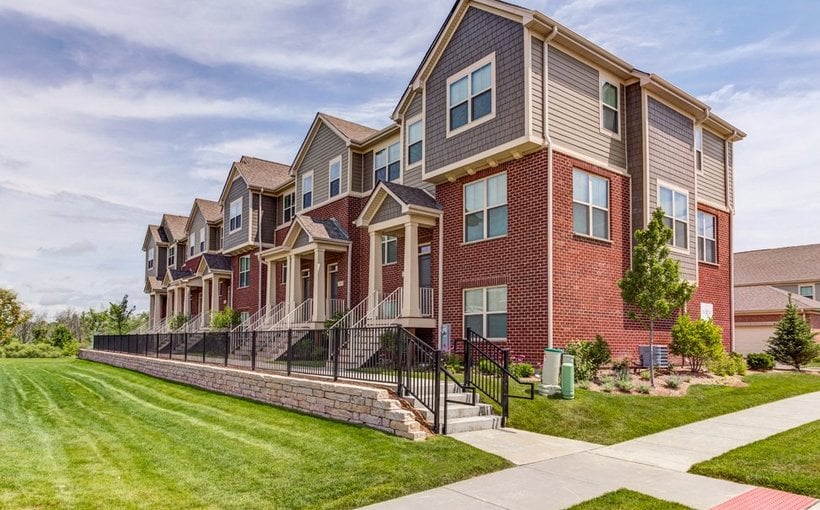 Redwood Capital Makes Apartment Buy in Orland Park - Connect CRE