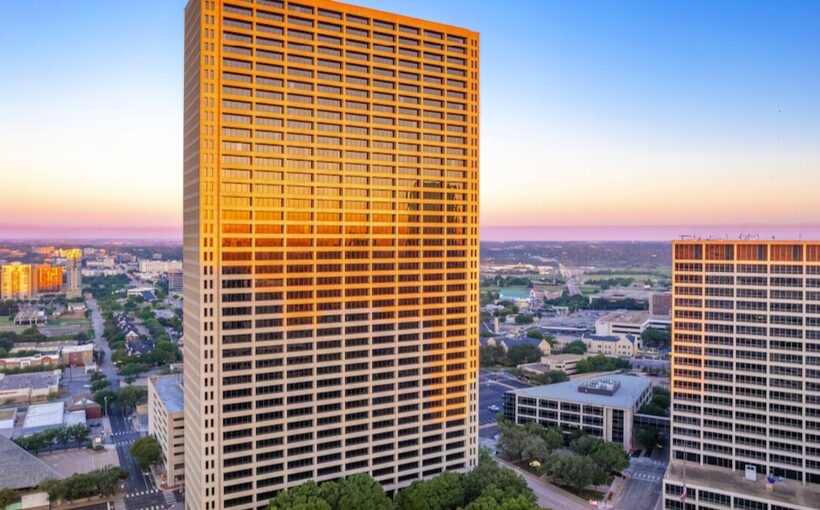 Ft. Worth's Tallest Building Facing Foreclosure - Connect CRE