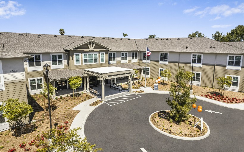 Sunrise Senior Living Holds Grand Opening in Oceanside - Connect CRE