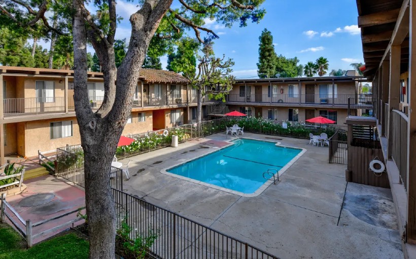 Vintage Anaheim Apartments Score $4.3M Refi - Connect CRE