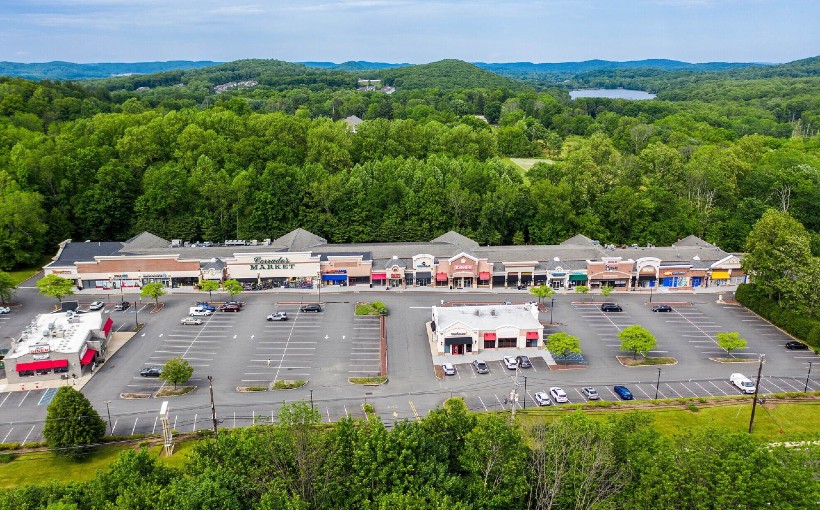 Four New Retailers Bring NJ Shopping Center to Full Occupancy  – Connect CRE