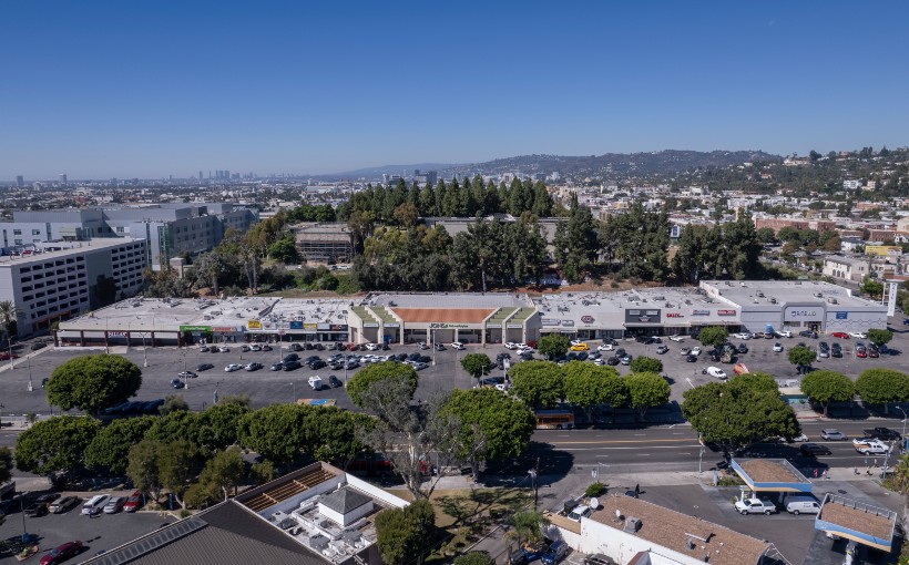 Reliable Properties acquires grocery and drug store in Los Feliz