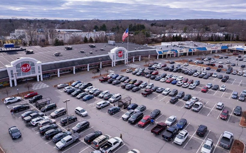 Open-Air Groton Shopping Center Trades to Sigmund Companies Partnership – Connect CRE