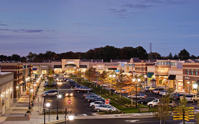 Foreclosed-On Burlington Shopping Center Trades for .5M – Connect CRE