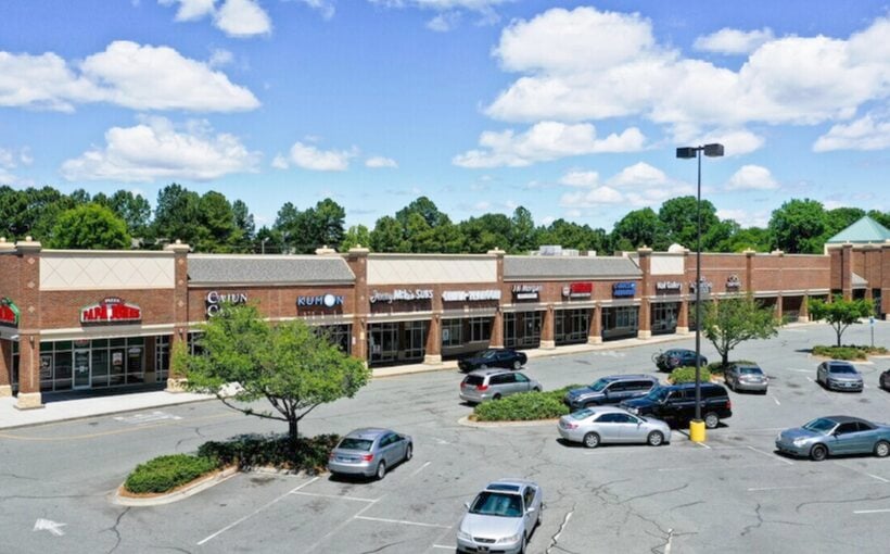 PMT Unloads Steele Creek Shopping Center – Connect CRE